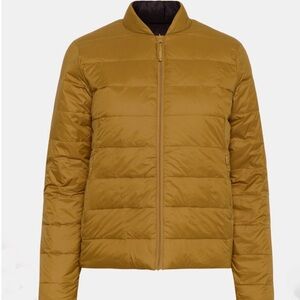 Inwear reversible puffer jacket.